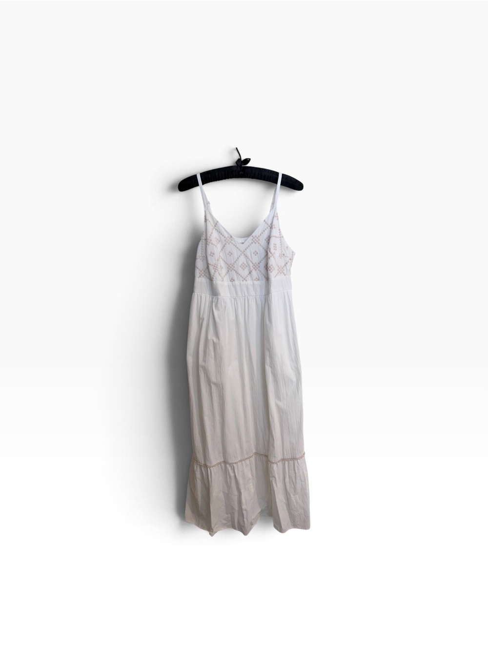 Ava & Viv Cotton White Smocked Bodice Maxi Dress with Pockets